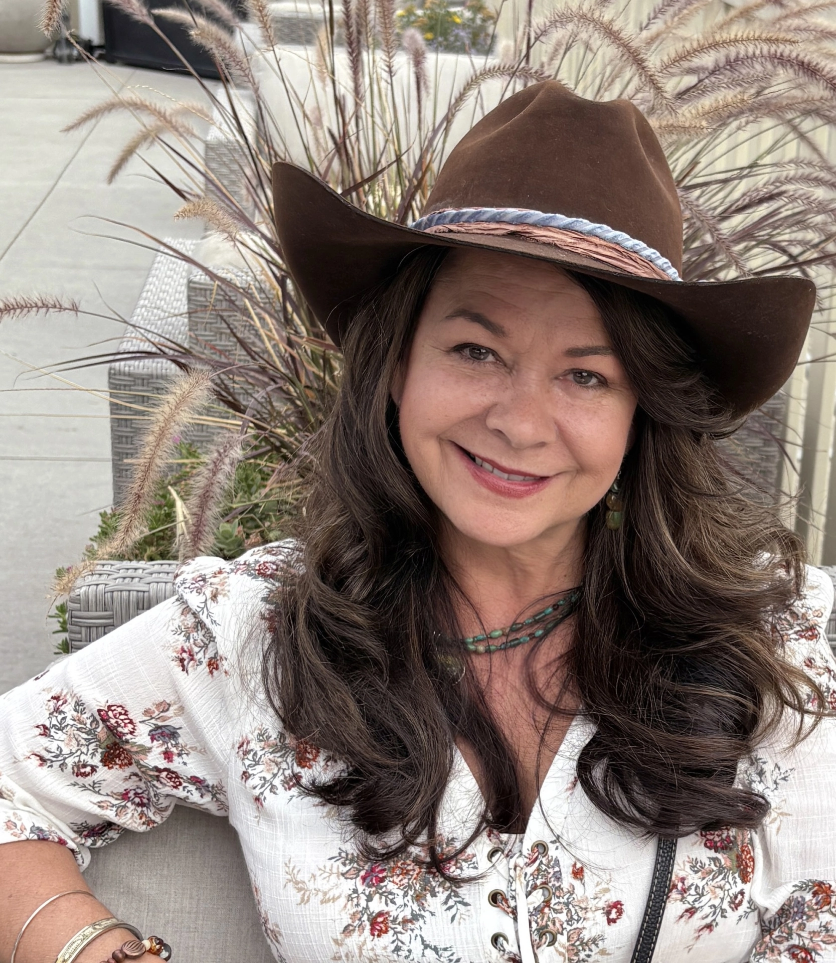 Lucy Dickens - A Storyteller of Fine Art